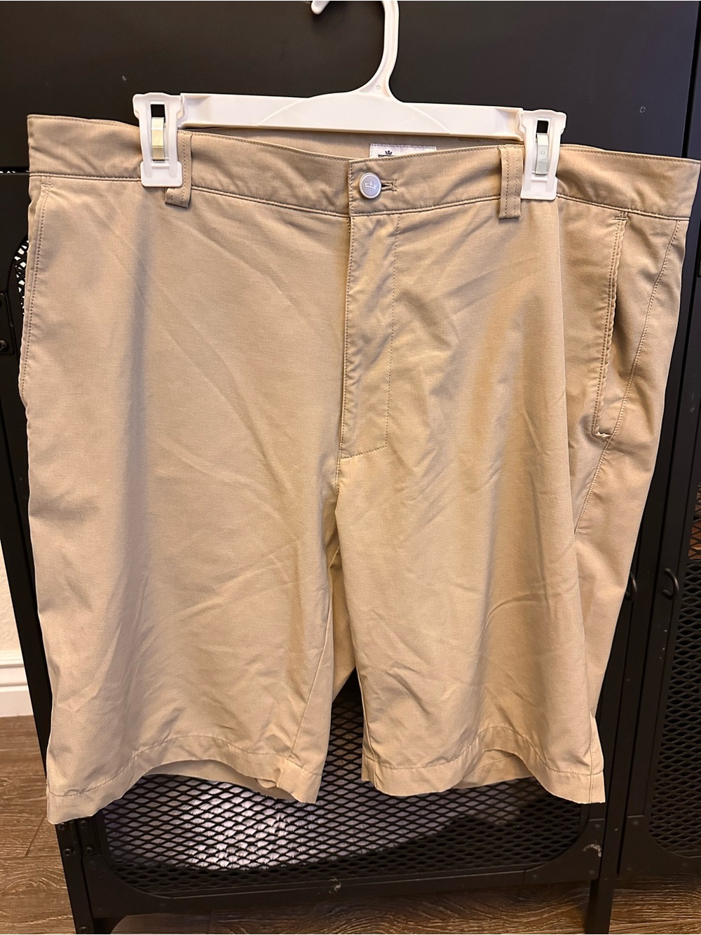 Peter Millar Beige Stretch Flat-Front Shorts